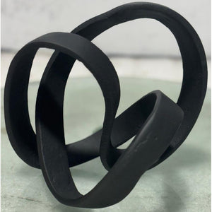 Black Cast Knot Ornament_1416