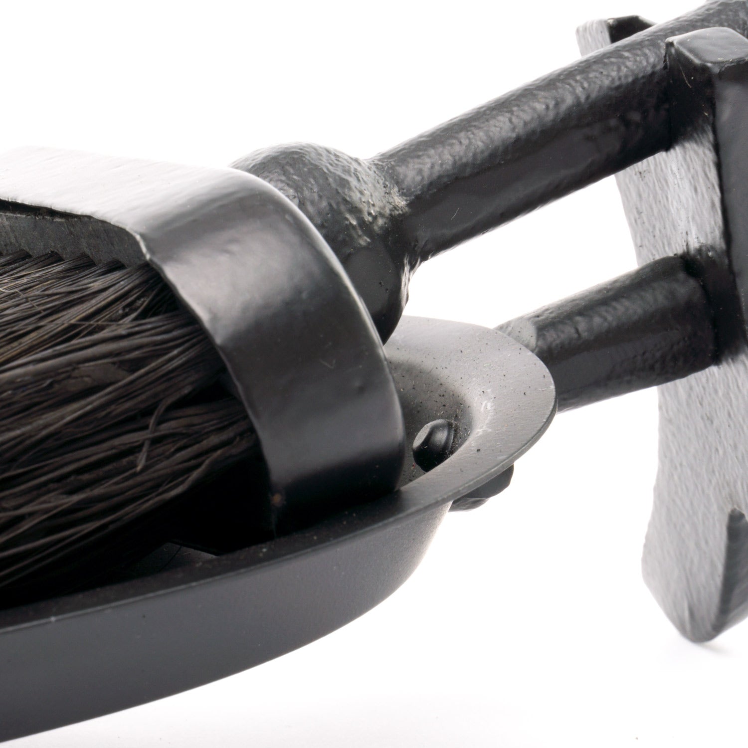 Black Crook Handled Hearth Tidy_4278