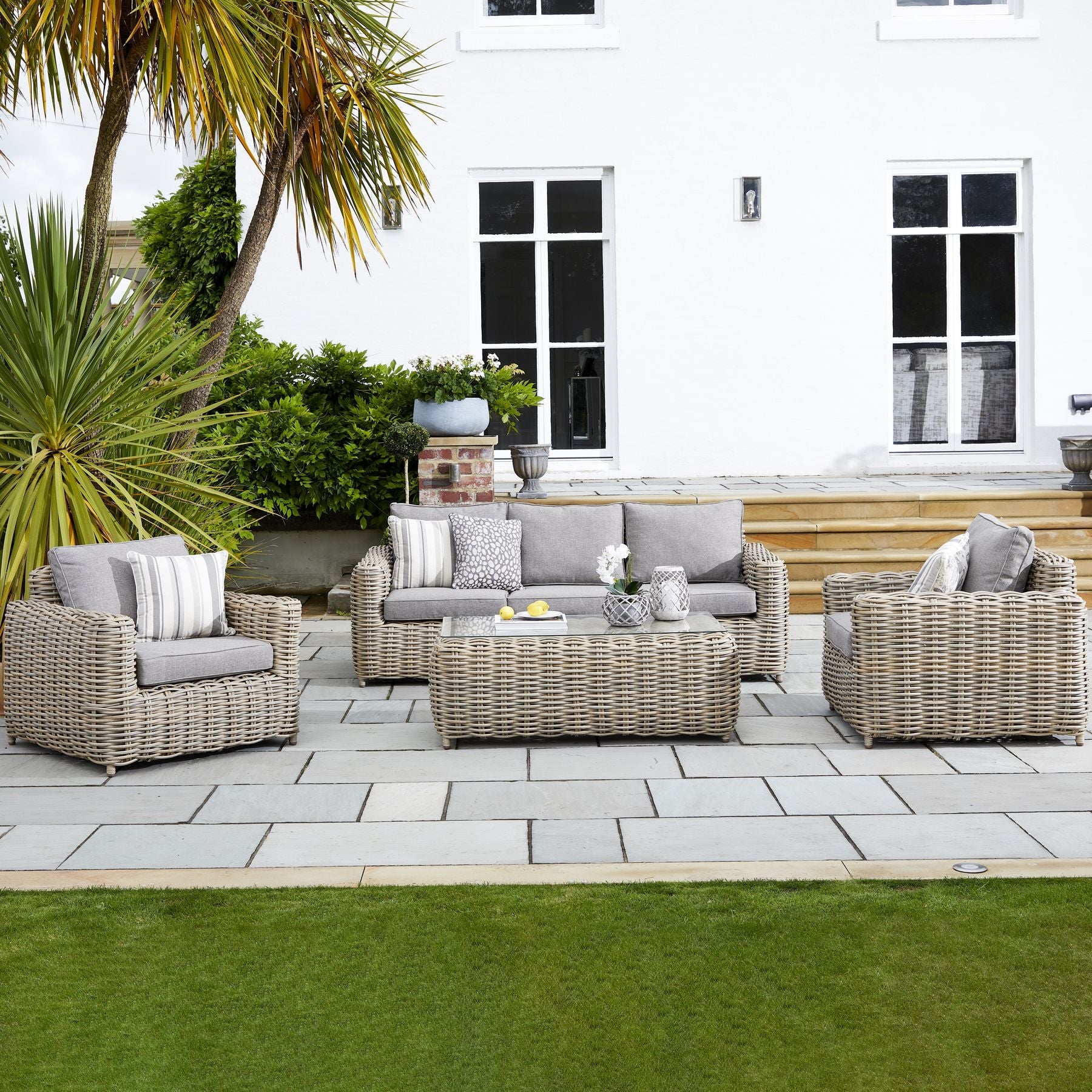 Amalfi Collection Outdoor Five Seater Set_30