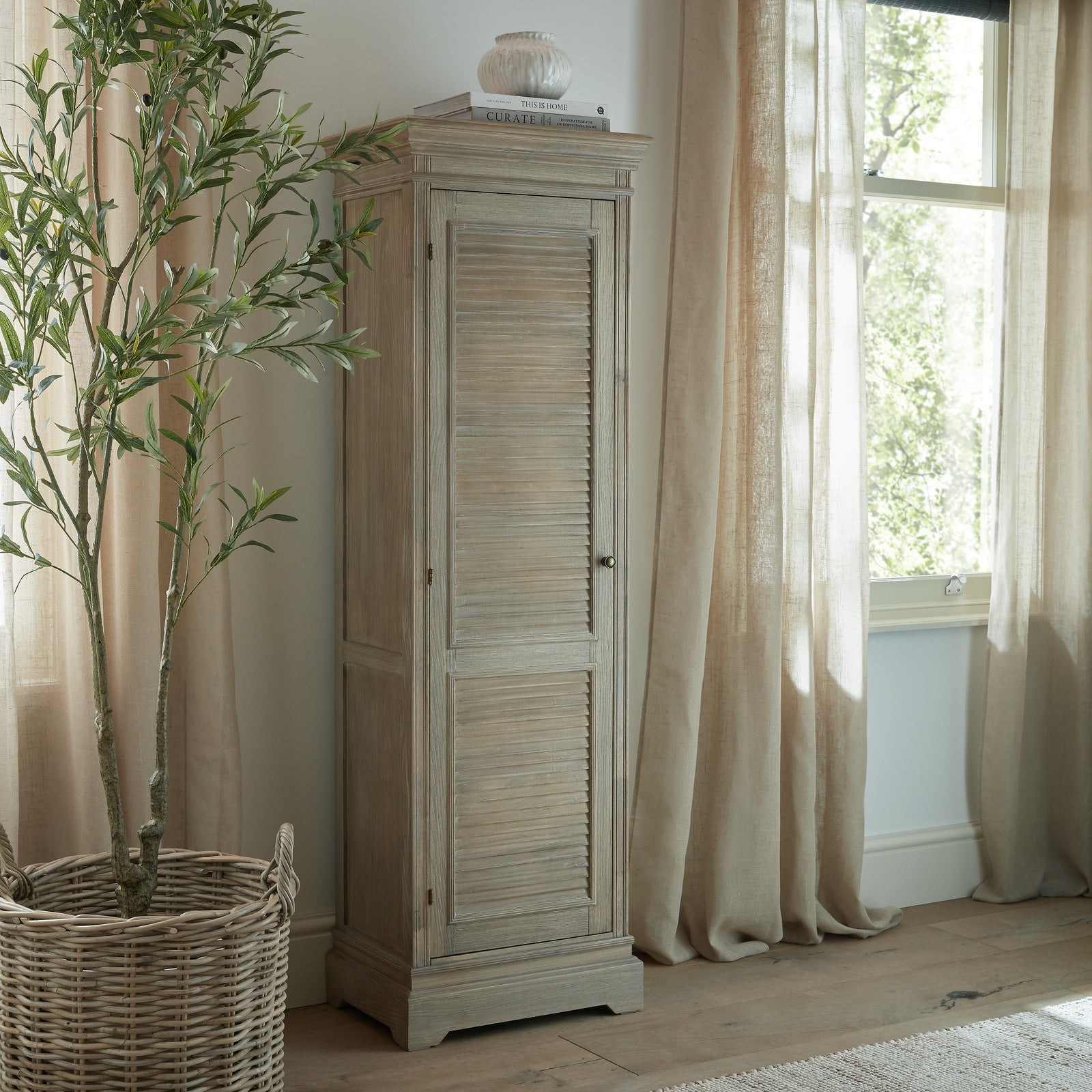Delphine Collection 1 Door Tall Cabinet [cid:24665]