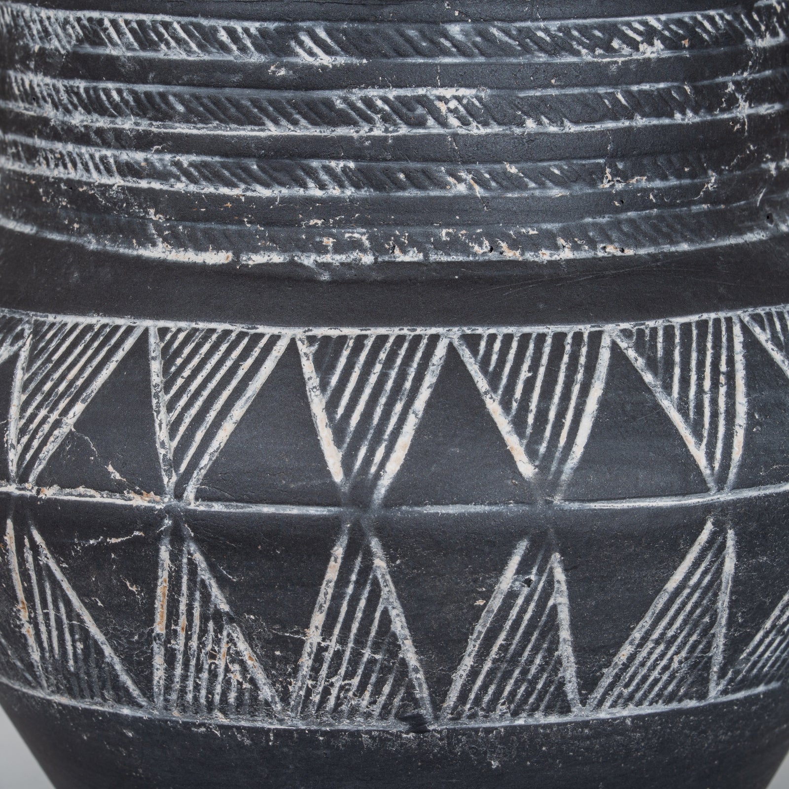 Etched Collection Pot With Handle [cid:24629-c]