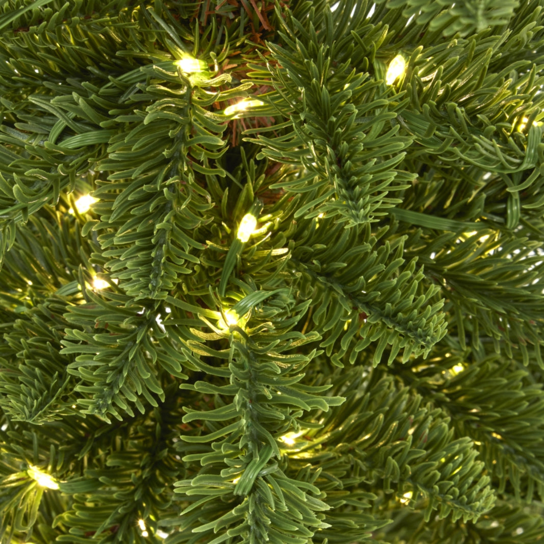Large Green Woodland Pre-Lit 350 Led Christmas Tree_945