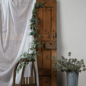 LED Winter Garland With Eucalyptus And Lambs Ear_5185