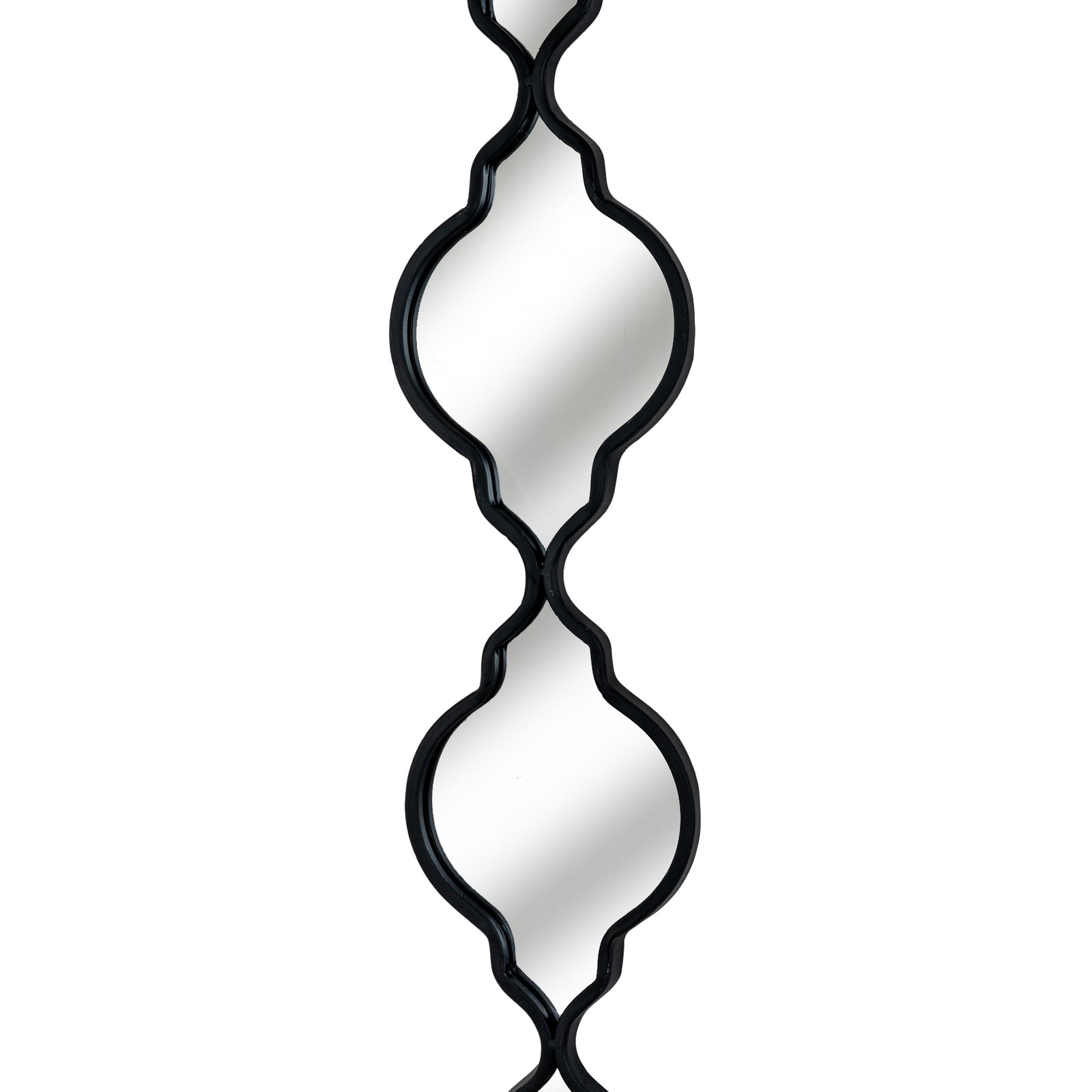 Black Quarterfoil Decorative Hanging Mirror [cid:24533-a]