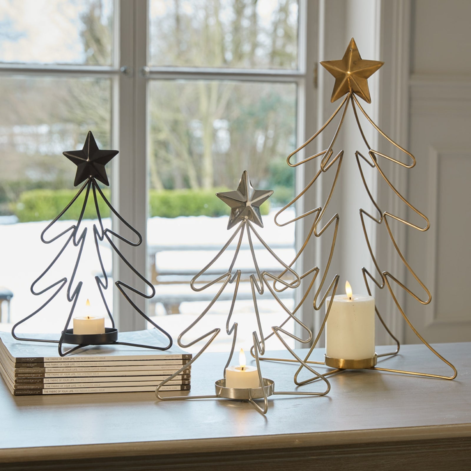 Rustic Outline Tree And Star With Four Glass Votives_2928