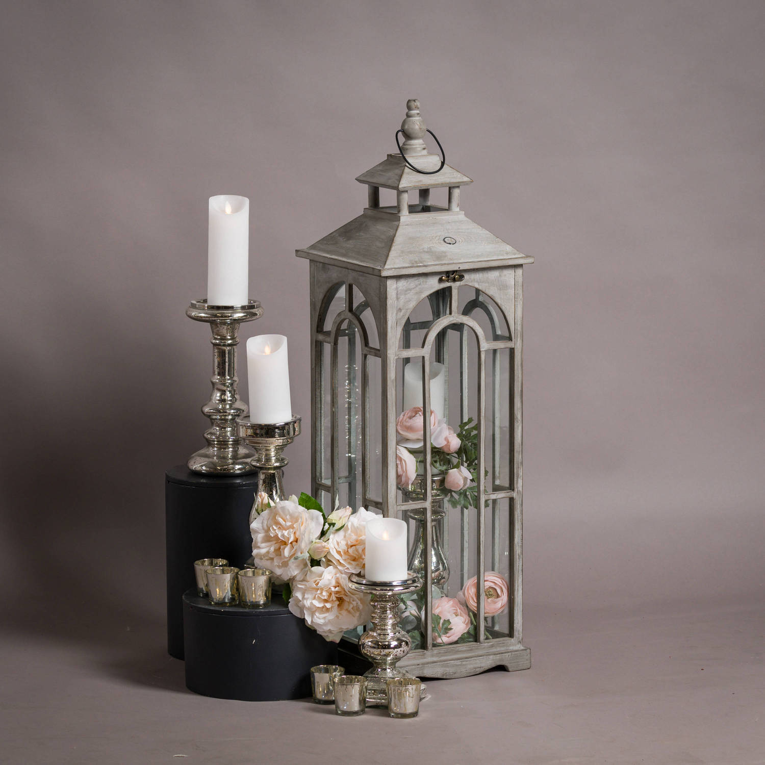 Set Of Three Wooden Lanterns With Archway Design_1046