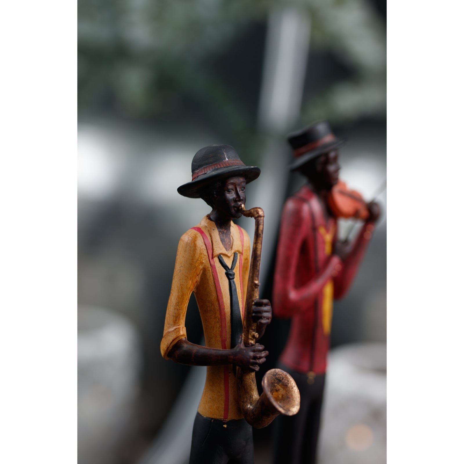 Standing Jazz Band Saxophonist [cid:0264-a]