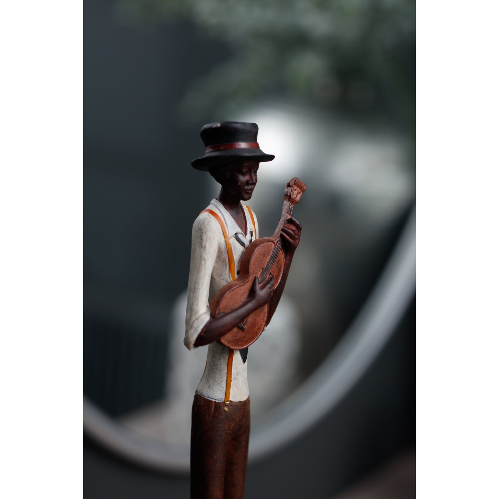 Standing Jazz Band Strings [cid:0266-b]