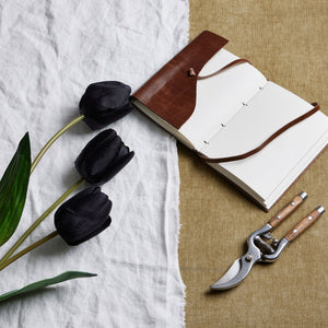 Tall Black Triple Tulip Stem_5566