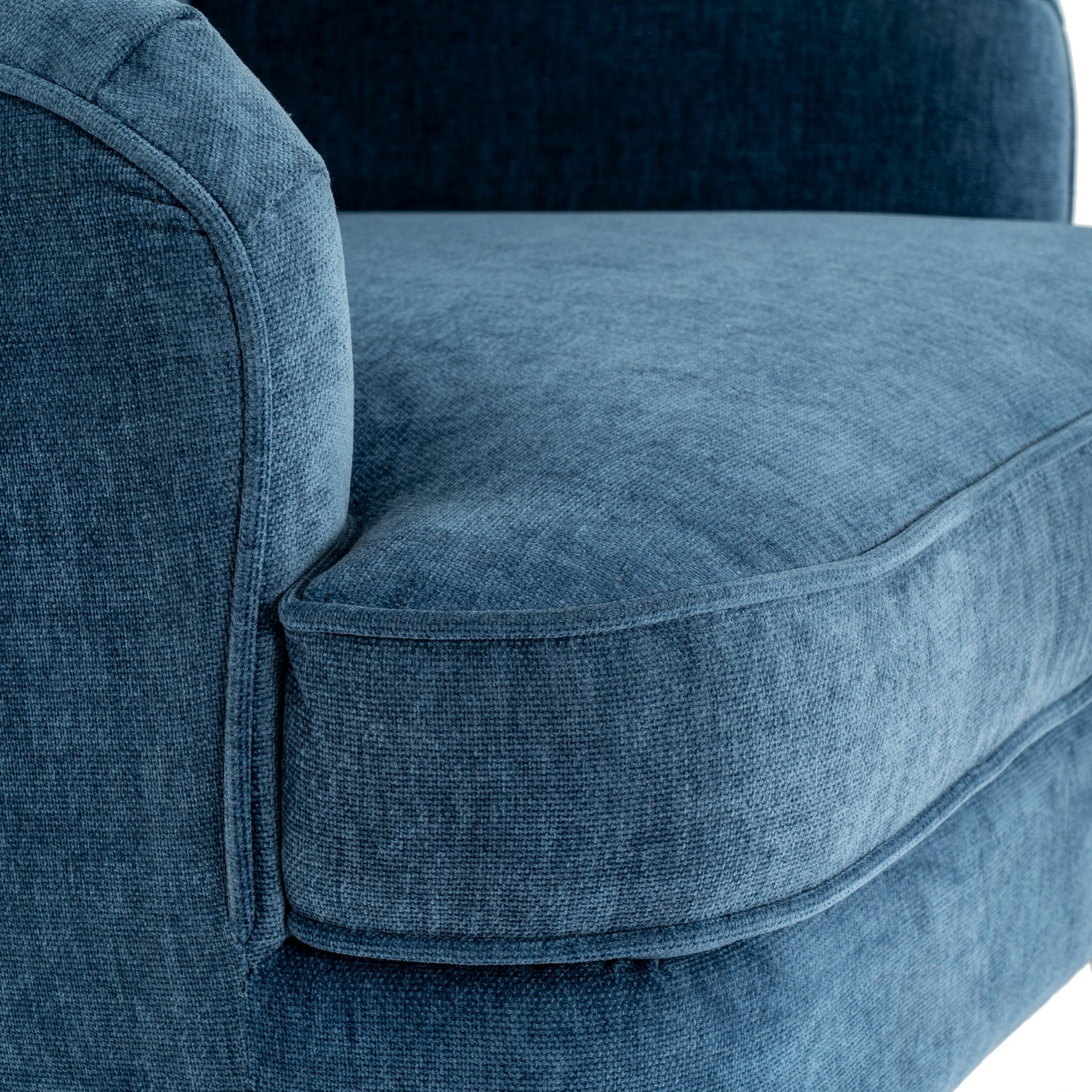 Vellis Wingback Armchair_645