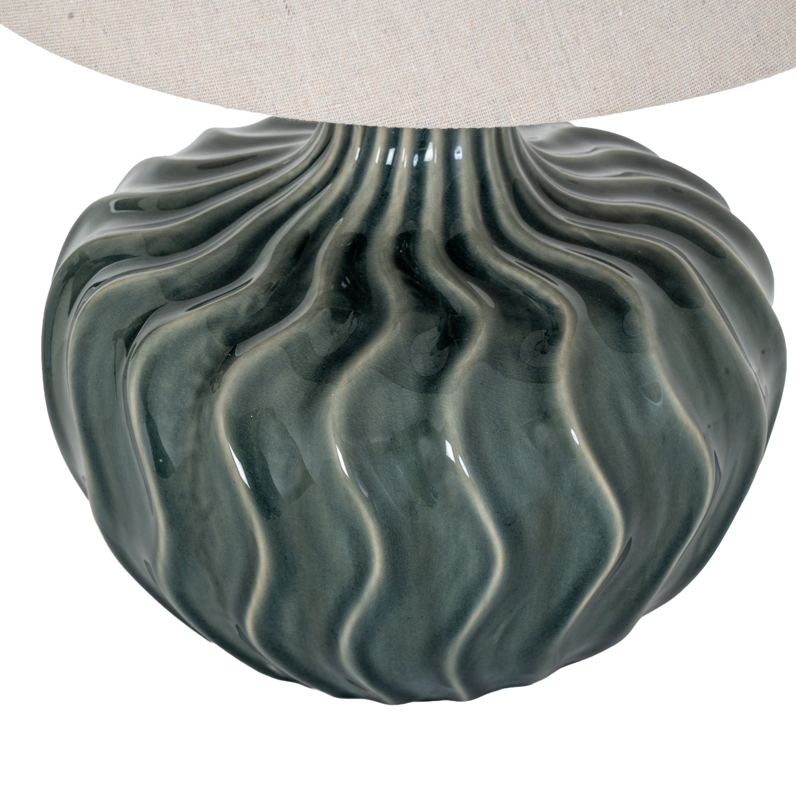 Veyla Ceramic Table Lamp With Linen Shade_1158