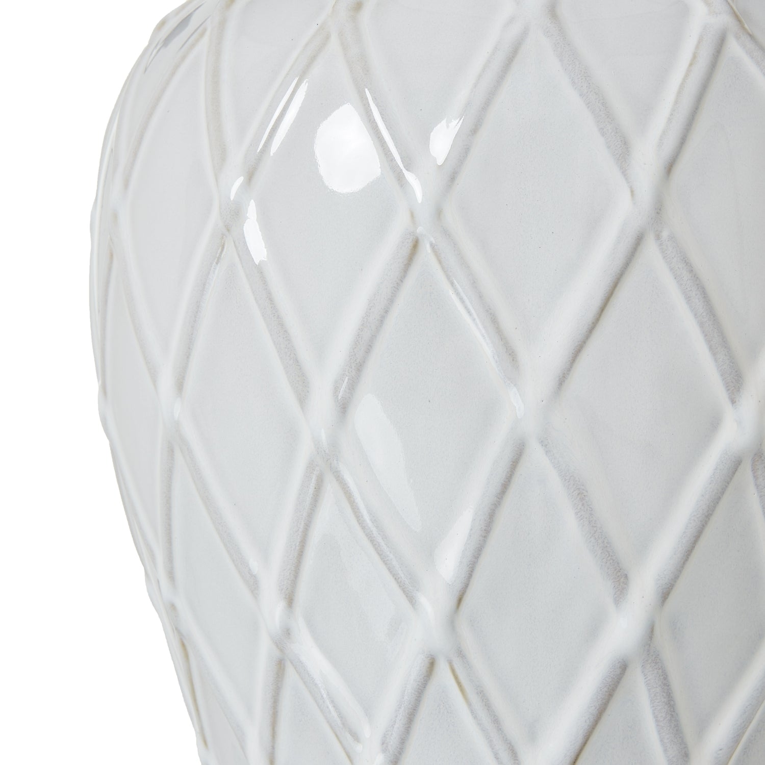 White Ceramic Ginger Jar Lamp With Linen Shade [cid:23729-b]